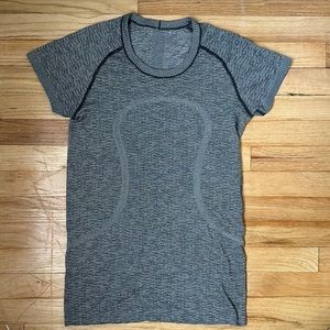 Lululemon short sleeve